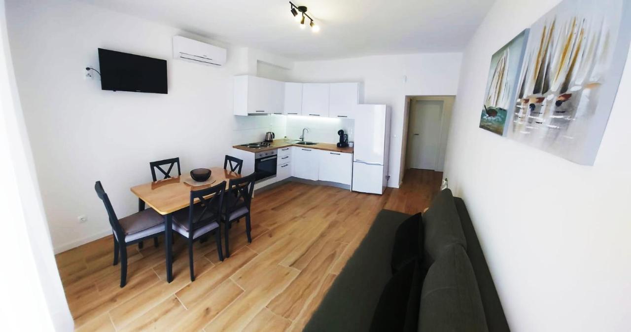 Apartmani Cvita Omiš Екстериор снимка