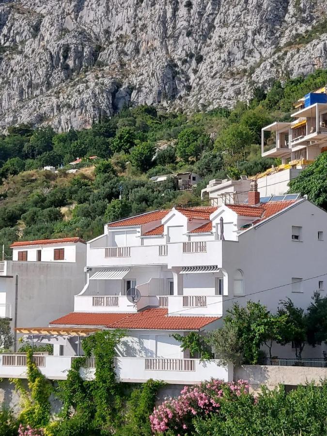 Apartmani Cvita Omiš Екстериор снимка