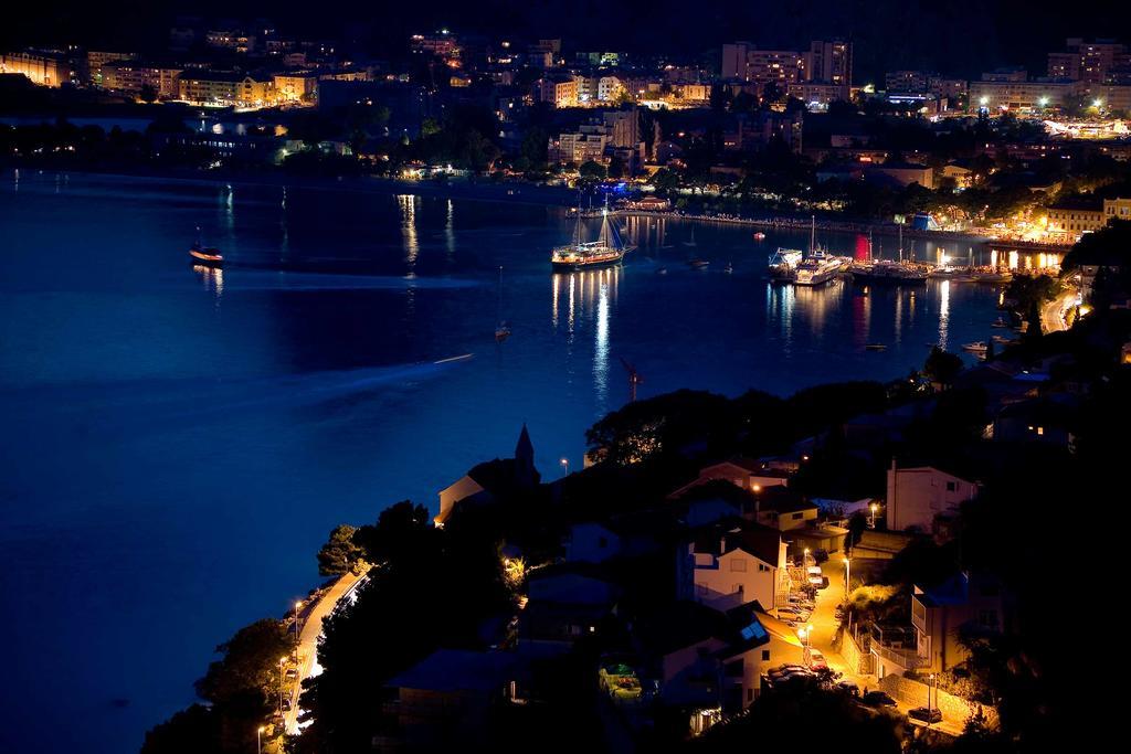 Apartmani Cvita Omiš Екстериор снимка